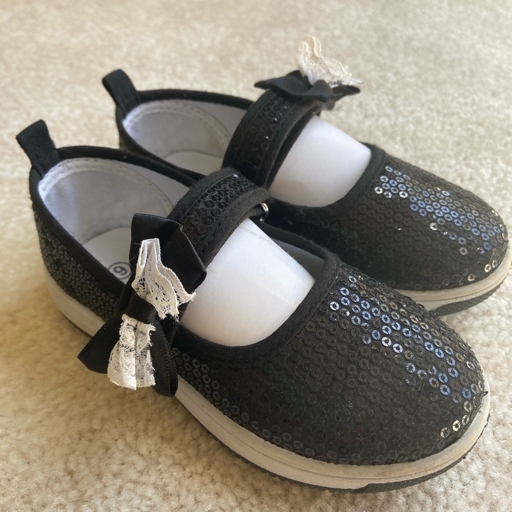 Toddler girl black sequence dress shoe